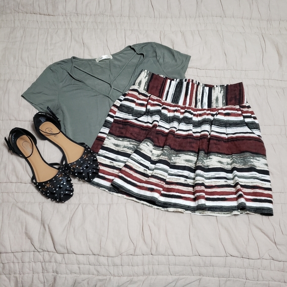 Charlotte Russe Dresses & Skirts - NWOT Striped Mini Skirt